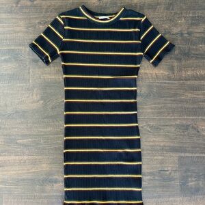 Zara Black and yellow Striped ribbed dress